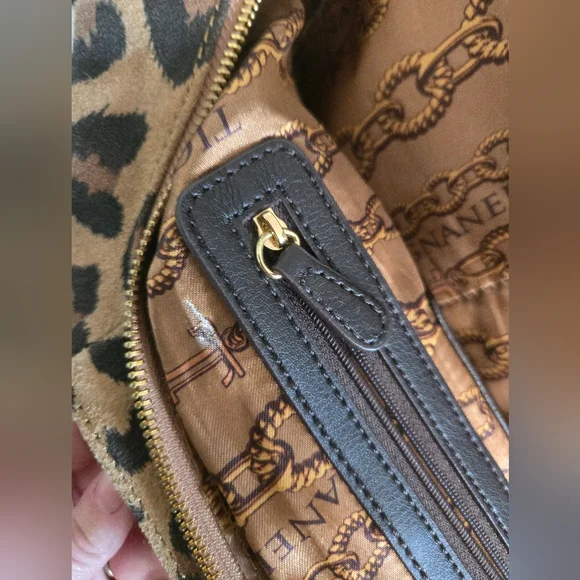 Tignanella cheetah print purse - Picture 9 of 10